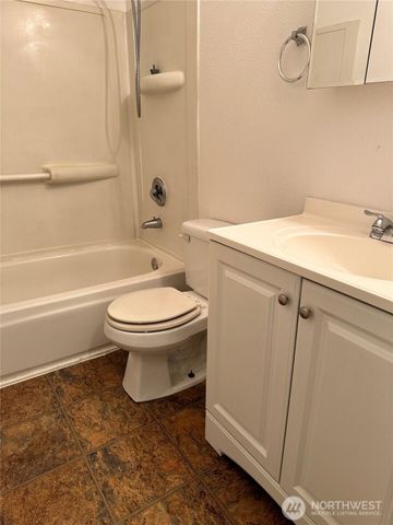 11716 90th Avenue E, Puyallup, WA 98373