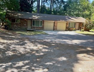 11716 90th Avenue E, Puyallup, WA 98373