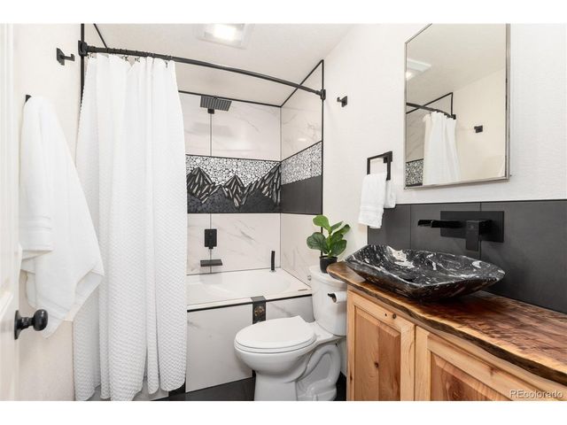 3 S Irving St, Denver, CO 80219