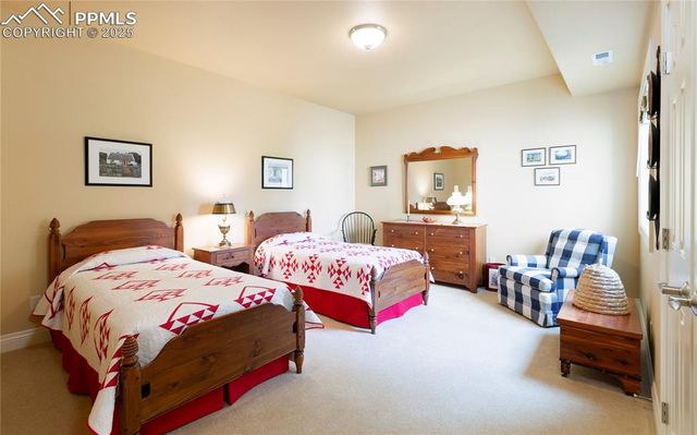 1635 Rockhurst Boulevard, Colorado Springs, CO 80918