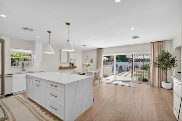 520 36th Street, West Palm Beach, FL 33407