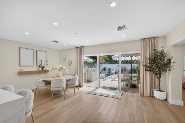 520 36th Street, West Palm Beach, FL 33407