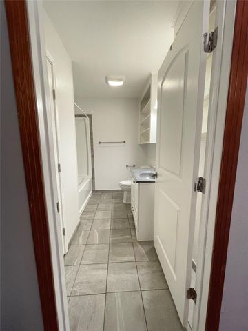 1004 Elm, Sweeny, TX 77480