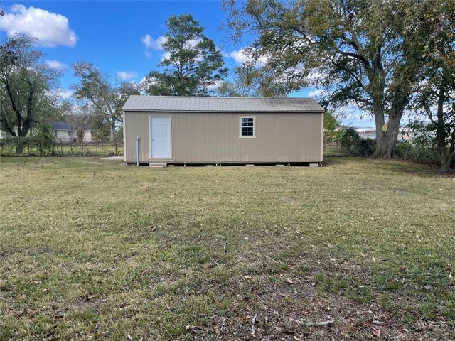 1004 Elm, Sweeny, TX 77480