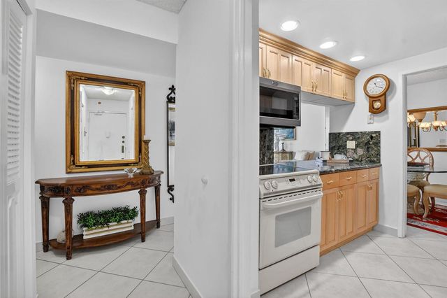 2121 N Ocean Boulevard 805w, Boca Raton, FL 33431