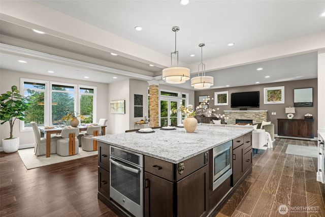 9811 Ridgeway Drive, Gig Harbor, WA 98332