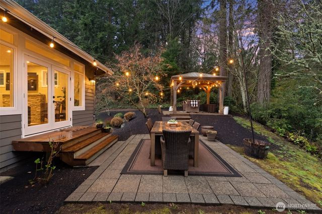 9811 Ridgeway Drive, Gig Harbor, WA 98332