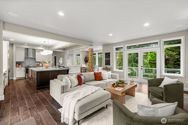 9811 Ridgeway Drive, Gig Harbor, WA 98332