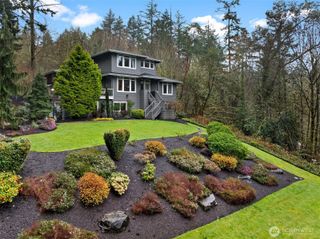 9811 Ridgeway Drive, Gig Harbor, WA 98332