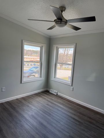 596 South Barre Road # 5, Barre Town, VT 05641