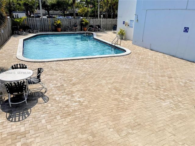 13155 Ixora Ct 603, North Miami, FL 33181