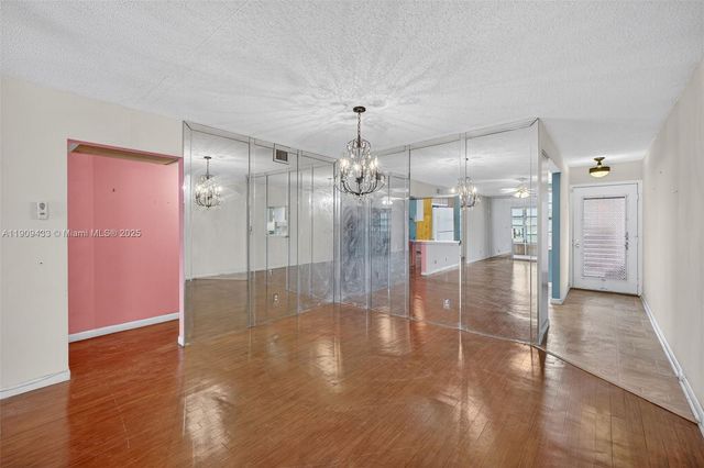 2005 Granada Dr N2, Coconut Creek, FL 33066