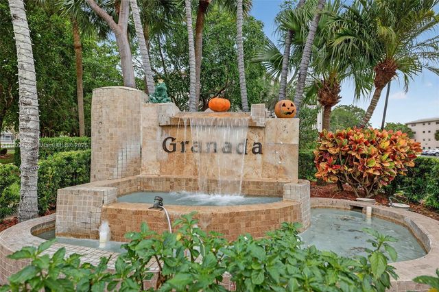 2005 Granada Dr N2, Coconut Creek, FL 33066
