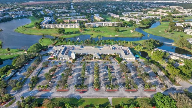 2005 Granada Dr N2, Coconut Creek, FL 33066