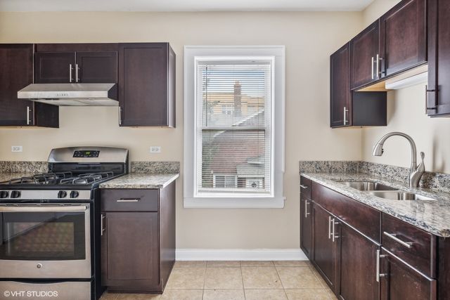 1522 N Austin Boulevard 2, Oak Park, IL 60302