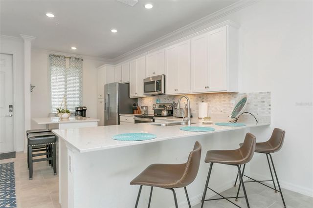 18028 GAWTHROP DRIVE 403, Bradenton, FL 34211