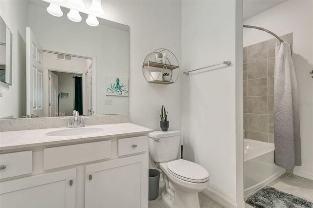 18028 GAWTHROP DRIVE 403, Bradenton, FL 34211