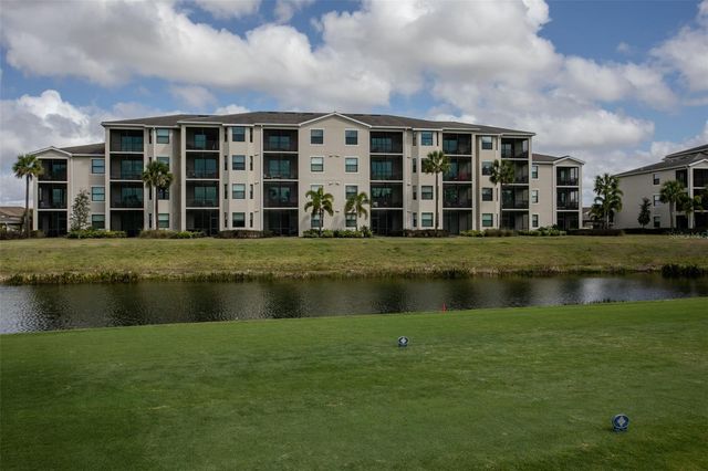 18028 GAWTHROP DRIVE 403, Bradenton, FL 34211