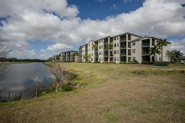 18028 GAWTHROP DRIVE 403, Bradenton, FL 34211