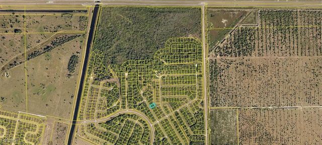 111 Holland DR, Labelle, FL 33935