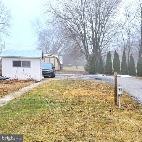 160 N MAIN ST, Aspers, PA 17304