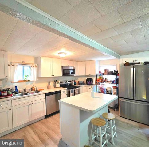 160 N MAIN ST, Aspers, PA 17304