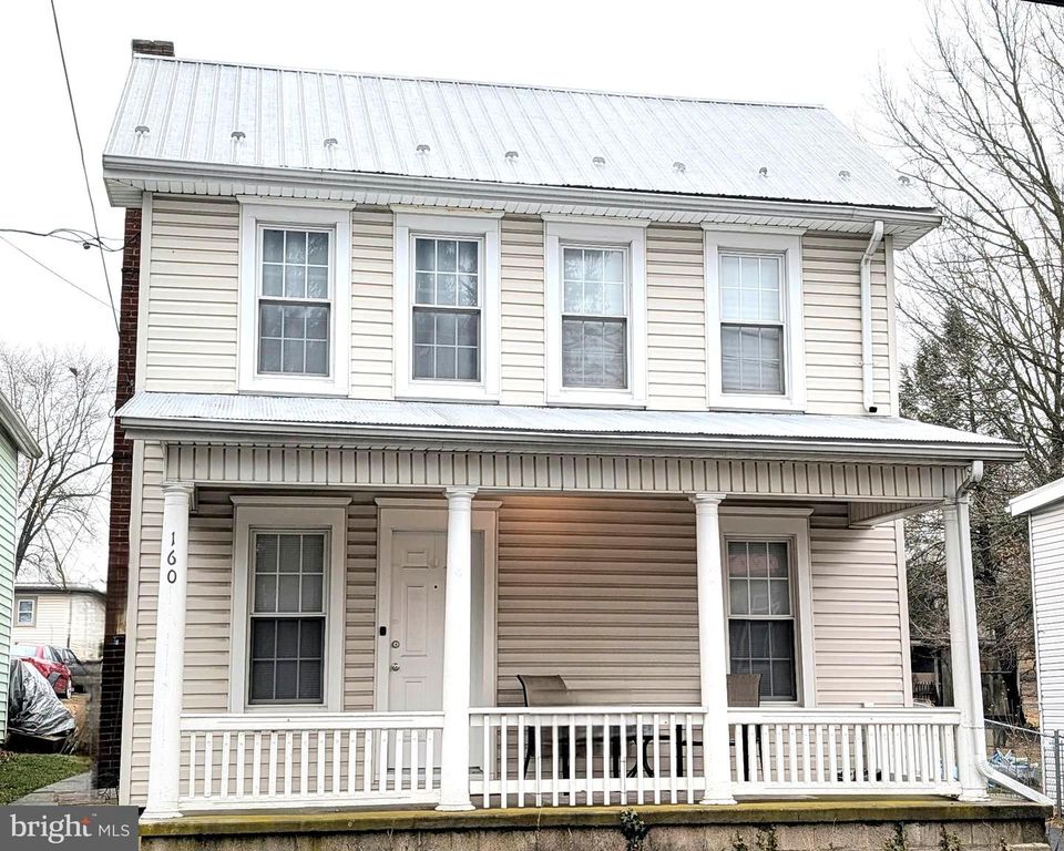 160 N MAIN ST, Aspers, PA 17304