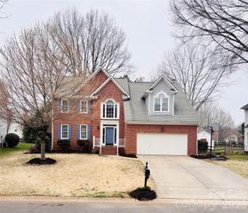 8810 Peppergrass Lane, Waxhaw, NC 28173