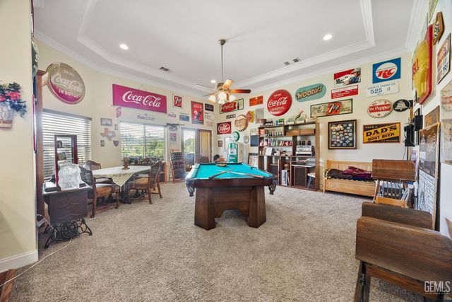 434 Bella Posta Drive, Bakersfield, CA 93308