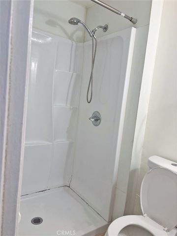 414 E 98th Street B, Inglewood, CA 90301