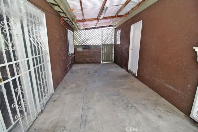 414 E 98th Street B, Inglewood, CA 90301