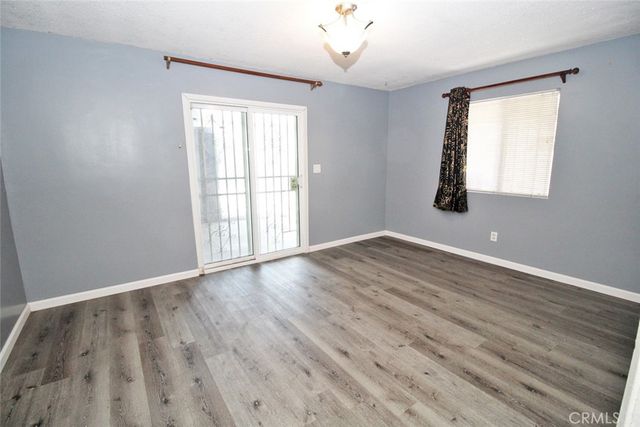 414 E 98th Street B, Inglewood, CA 90301