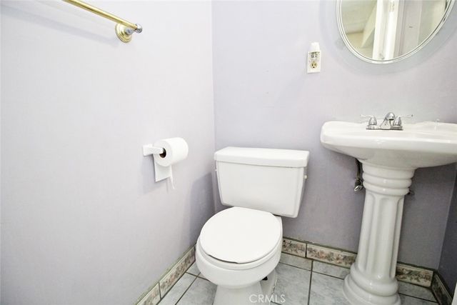 414 E 98th Street B, Inglewood, CA 90301