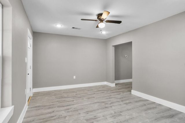 6618 Avenue N A, Houston, TX 77011