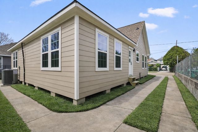 6618 Avenue N A, Houston, TX 77011