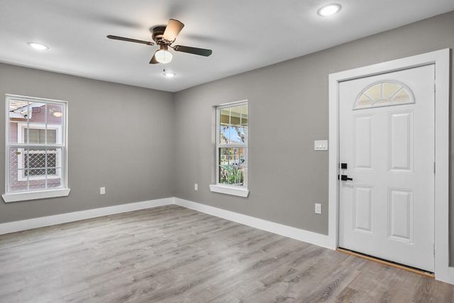 6618 Avenue N A, Houston, TX 77011