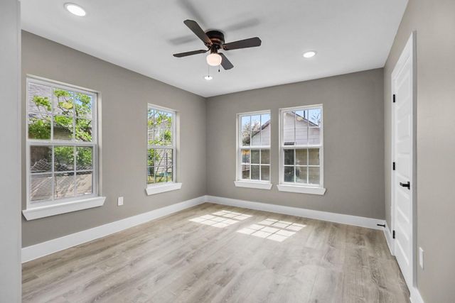 6618 Avenue N A, Houston, TX 77011