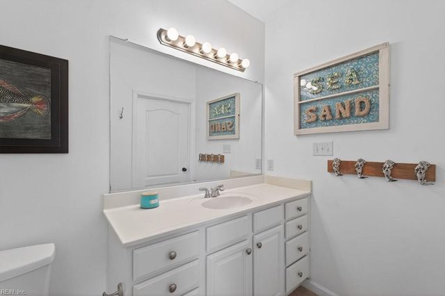 305 Troon CT, Cape Charles, VA 23310