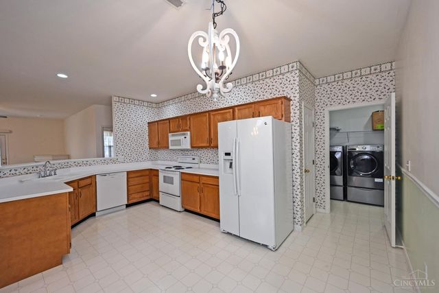 704 Traverse Creek Drive, Miami Twp, OH 45150