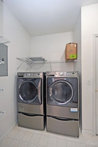 704 Traverse Creek Drive, Miami Twp, OH 45150