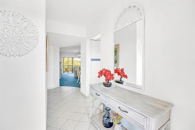 4975 E Sabal Palm Boulevard 408, Tamarac, FL 33319