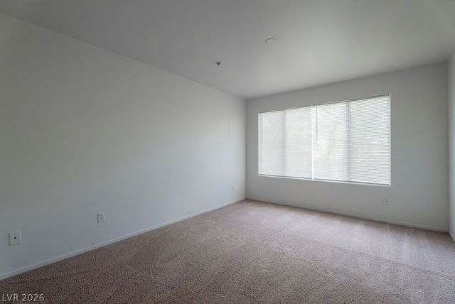 4955 Lindell Road 218, Las Vegas, NV 89118
