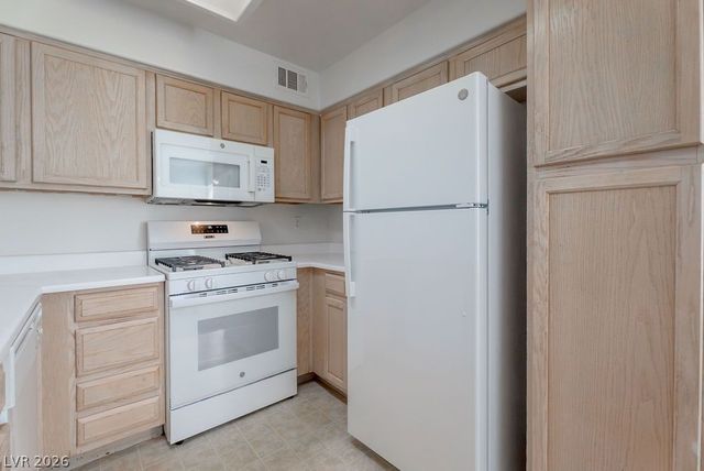 4955 Lindell Road 218, Las Vegas, NV 89118