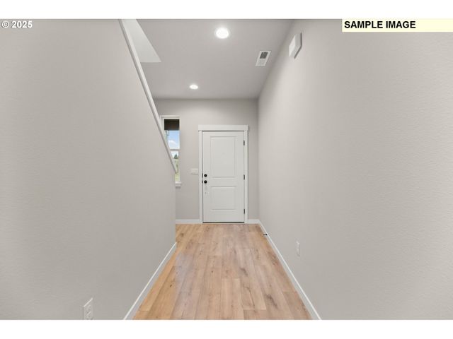 941 Ne SAGEBRUSH Dr, Estacada, OR 97023