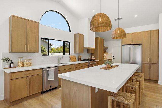 1404 Avenida De Las Adelsas, Encinitas, CA 92024