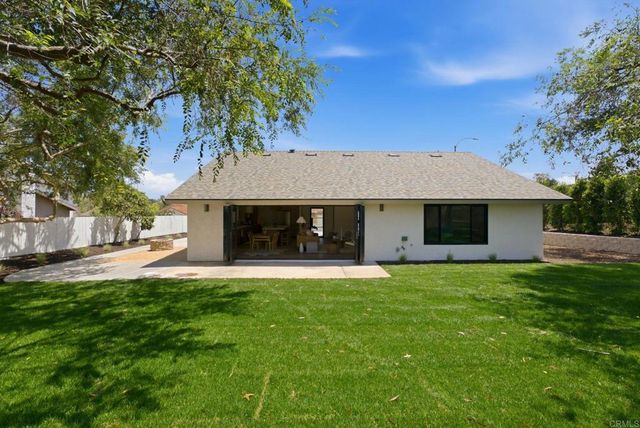 1404 Avenida De Las Adelsas, Encinitas, CA 92024