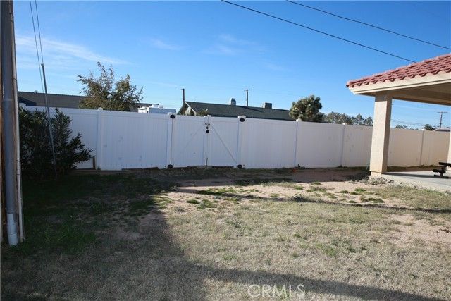 10600 Aspen, California City, CA 93505