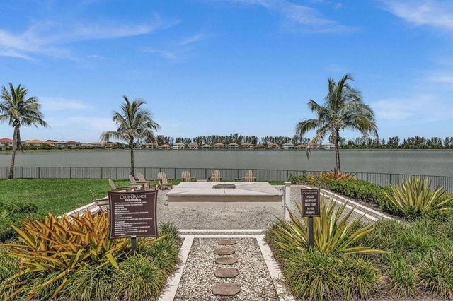 12143 S Baypoint Circle, Parkland, FL 33076