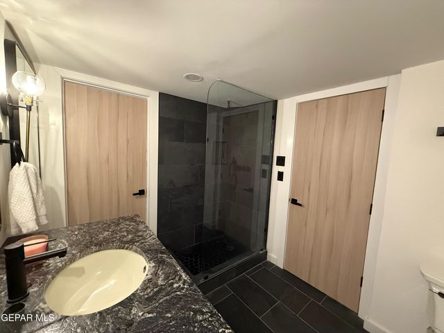 500 Thunderbird Street 105, El Paso, TX 79912