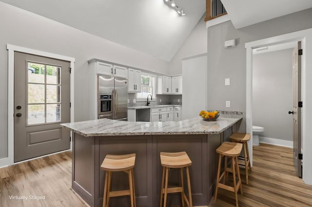 1530 Ridgeview Run, Lynchburg, TN 37352